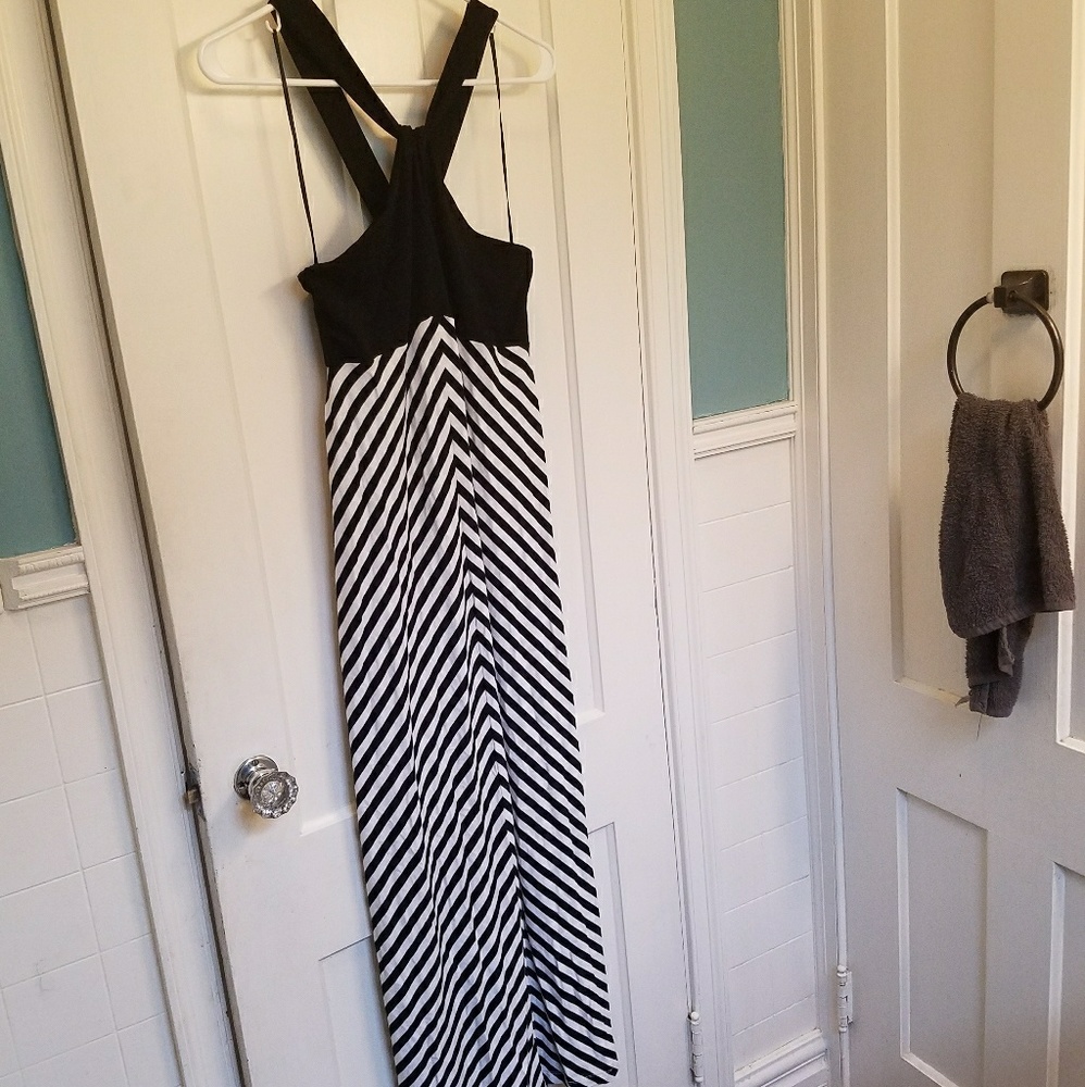 Black and white maxi dress